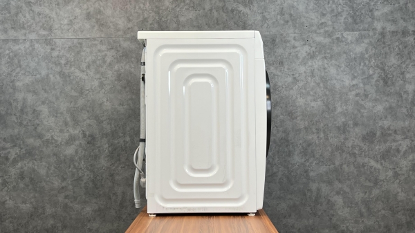 نمای جانبی ماشین لباسشویی سامسونگ WW90T554DAN