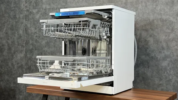 نمای داخلی ماشین ظرفشویی ال جی 425