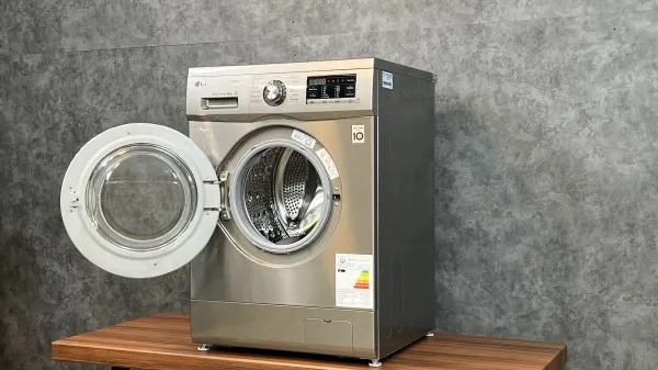 طراحی ماشین لباسشویی ال جی FH4G6TDY6