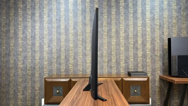 ضخامت تلویزیون nano76