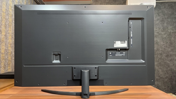 نمای پشتی تلویزیون NANO84