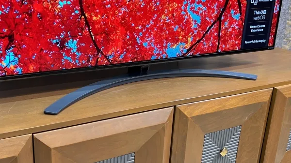 پایه منحنی تلویزیون NANO82