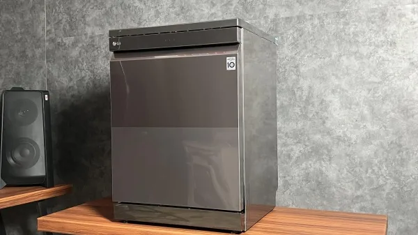 طراحی ماشین ظرفشویی ال جی DFB325HD