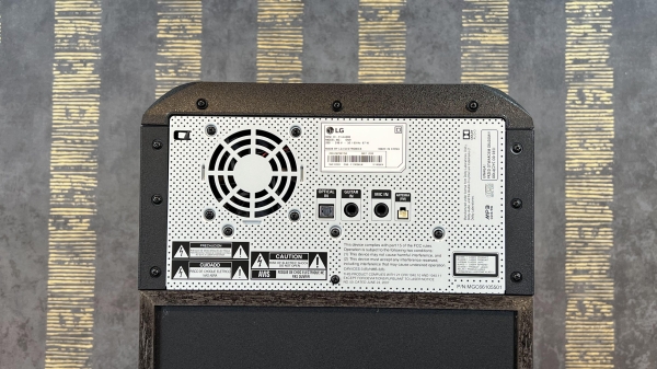 نمای پشتی سیستم صوتی ON9