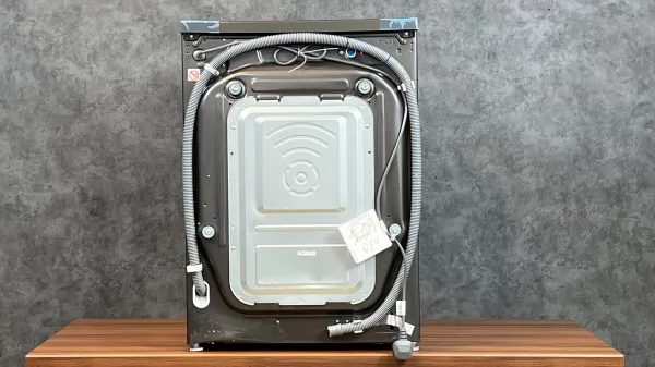 نمای پشتی لباسشویی ال جی WDV9142BRP