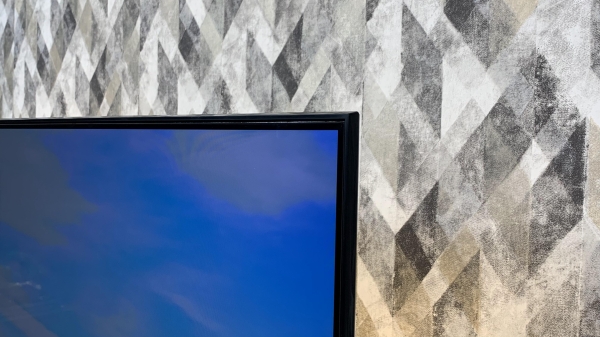 قاب تلویزیون سامسونگ BU8000