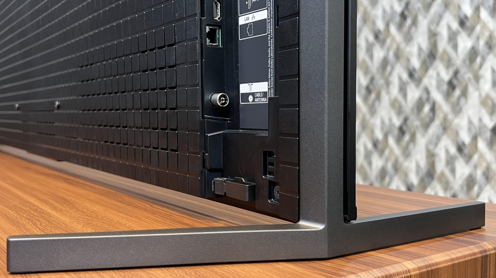 نوع پایه تلویزیون سونی A95L