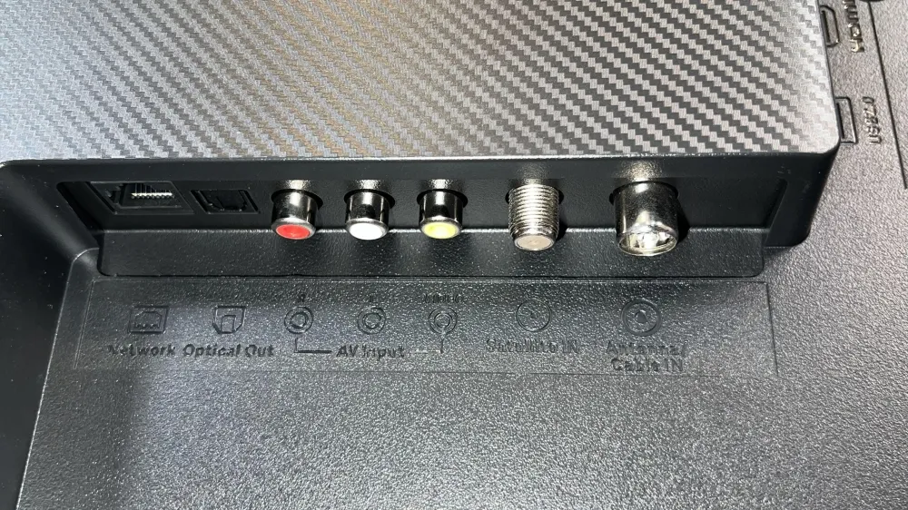 پورتهای ورودی تلویزیون شیائومی Q2