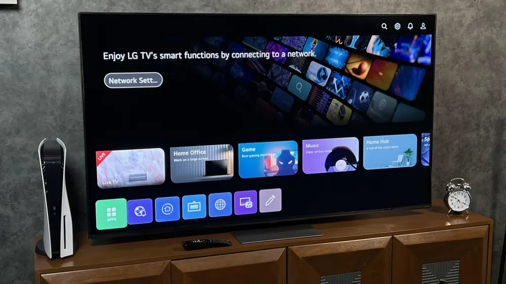 نمای کلی تلویزیون ال جی QNED81