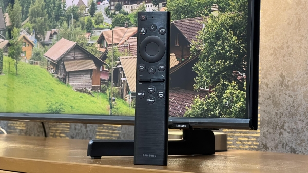 ریموت هوشمند کیولد Q60B