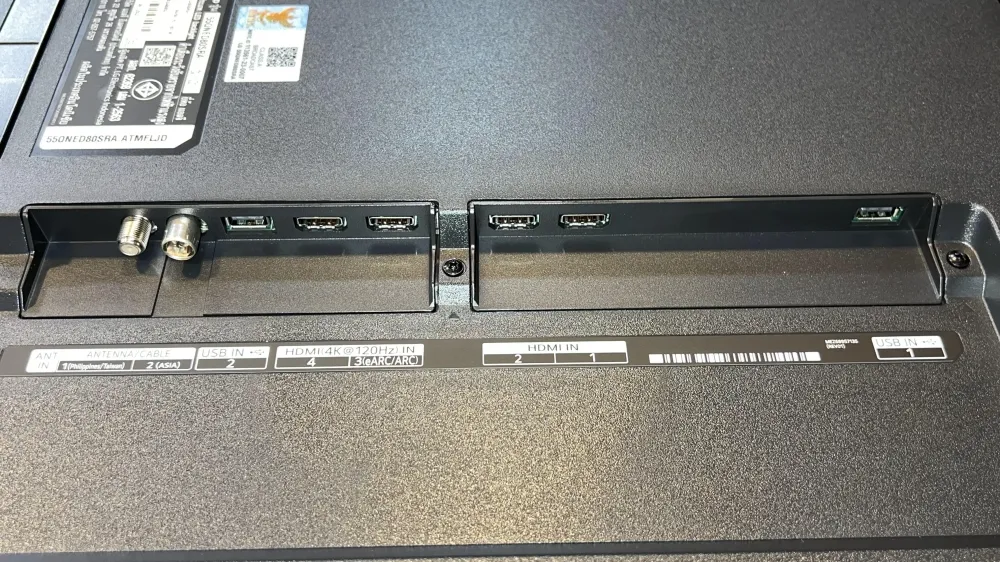 پورت‌های ورودی تلویزیون ال جی QNED80