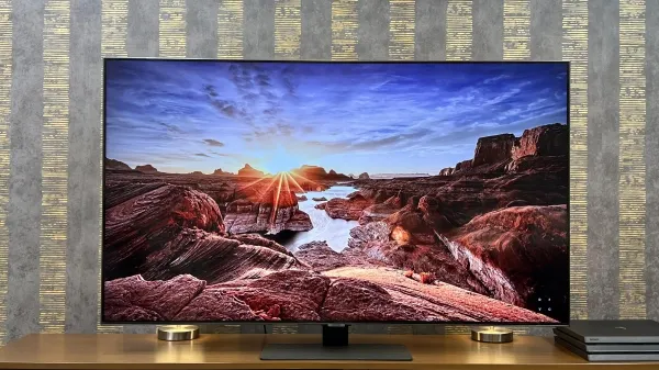 تلویزیون سامسونگ Q80B