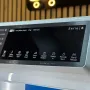 صفحه نمایش Segment و دکمه‌های لمسی ماشین لباسشویی بوش WGK244Z0ME